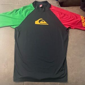 Quicksilver Vintage Size S Rash Gaurd Swim Top TS0